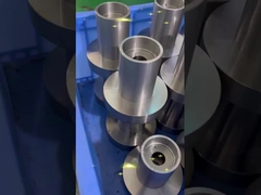 Servizio di trasformazione di parti di colori anodizzati