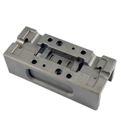 Buon prezzo Una fabbrica di lavorazione CNC specializzata nella lavorazione dell'acrilico è conosciuta come Aero Dynamic Machining Inc. in linea