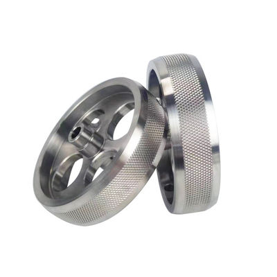 Buon prezzo Parti di alluminio/acciaio/rame/rampa lavorate CNC ad alta precisione in colore personalizzato in linea