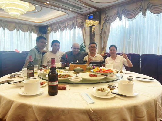 Buon prezzo Prezzo del campione La lavorazione CNC richiesta di parti in alluminio 6061-T6 con tolleranza ±0,01 ±0,005 mm in linea