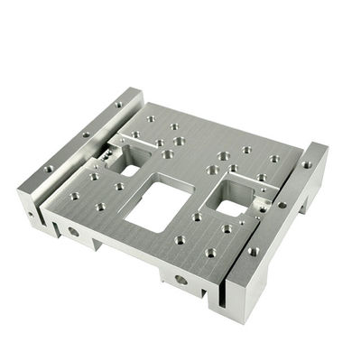 Buon prezzo Servizi di lavorazione CNC su misura per l'alluminio ad alta precisione e tolleranza di 0,01-0,005 mm in linea